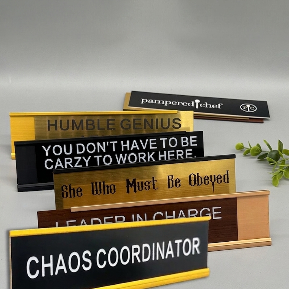 Metal L Bracket Desk Sign Cust - Desk Name Plate 评论和价格